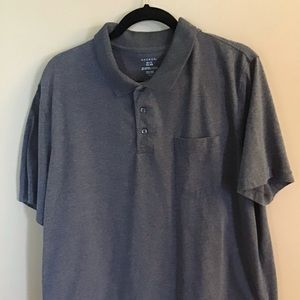 Men’s short sleeved 3 button top